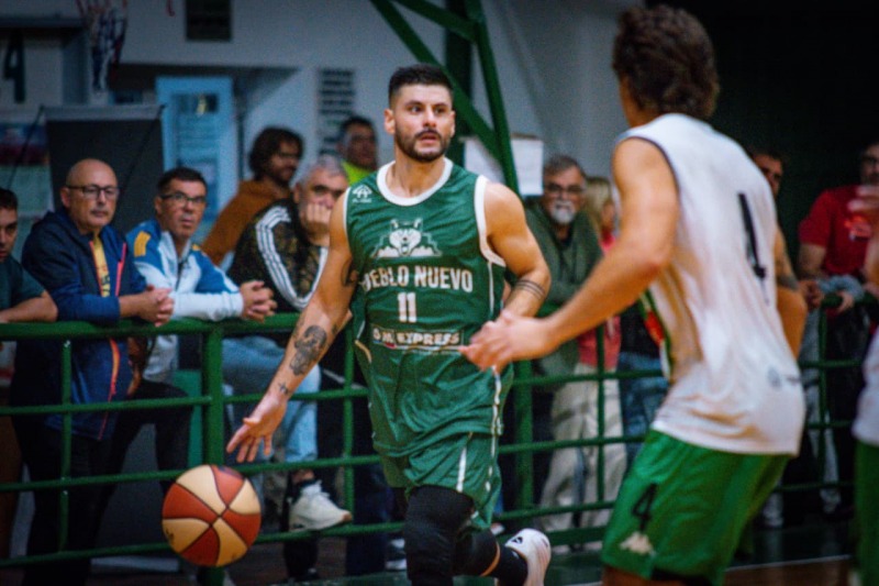 Pueblo Nuevo pone en marcha su serie ante Blanco y Negro